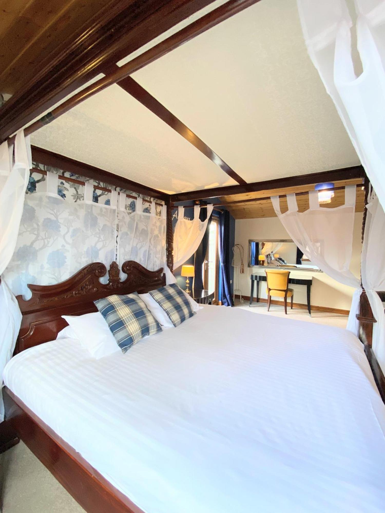 Lomond 5 With Private Hot Tub - Fife - Loch Leven - Lomond Hills - Pet Friendly Villa Kelty Eksteriør billede